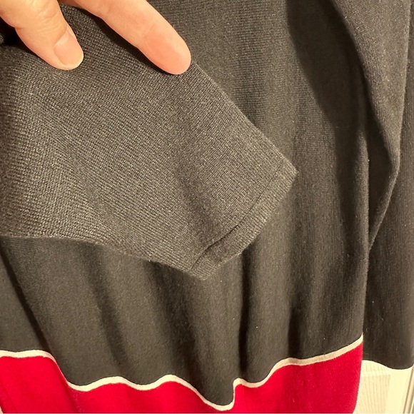 J. Jill asymmetrical colorblock black/red tunic, wool blend, size PS, 3/4 sleeve - Picture 3 of 12